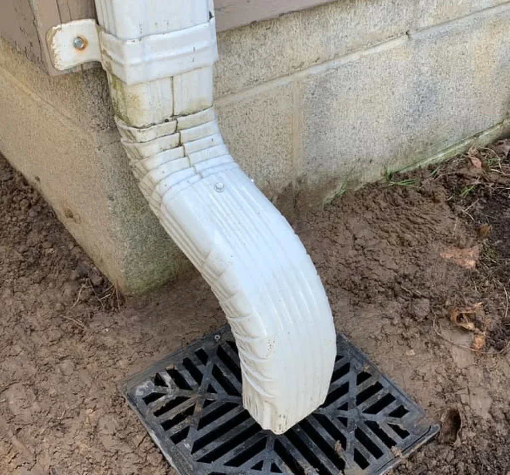 Gravel drainage system installed behind a retaining wall in Fort Mill, SC